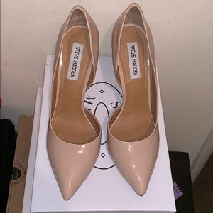 Steve Madden Nude Pumps